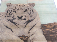 Load image into Gallery viewer, Pictorized- Lion Knotted Image
